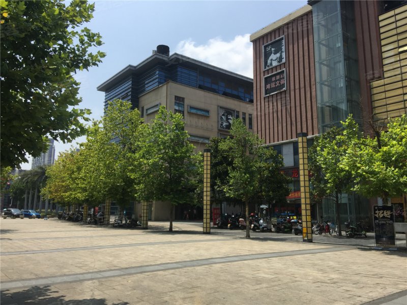 中央城财富街