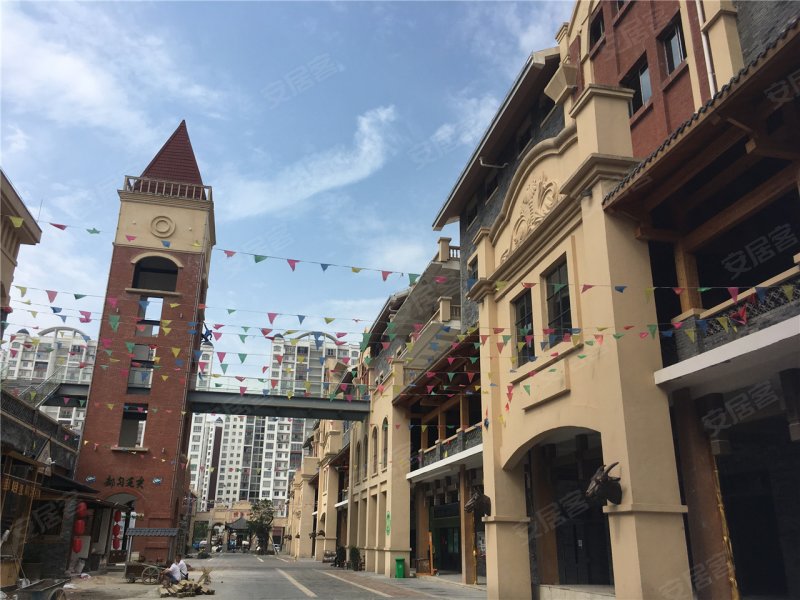 都匀市灵智广场-实景图(5) - 都匀市安居客