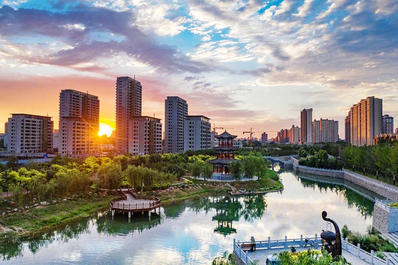 楼盘现场环境8/ 43列表模式悦湖公馆期房在售