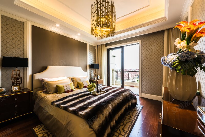 正荣国领样板间图