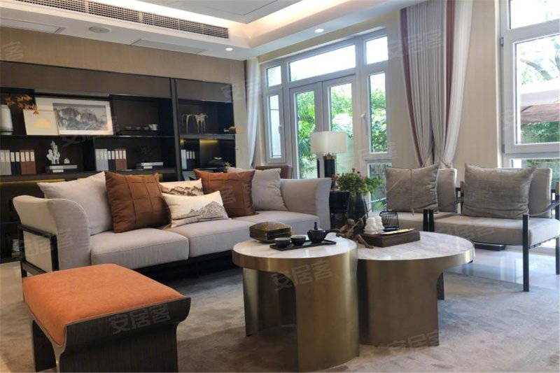 金地长湖湾样板间图