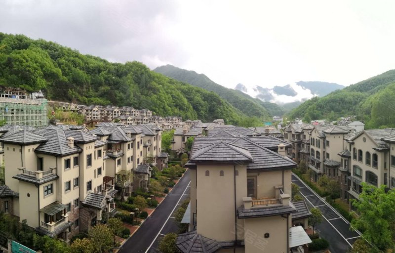 南阳楼盘 西峡楼盘 西峡县楼盘 伏牛山财富庄园