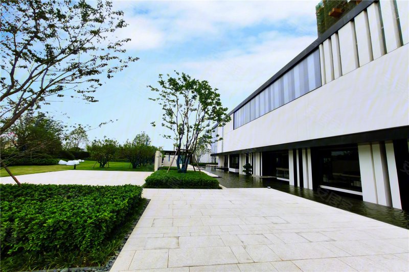 中城光谷龙山湖