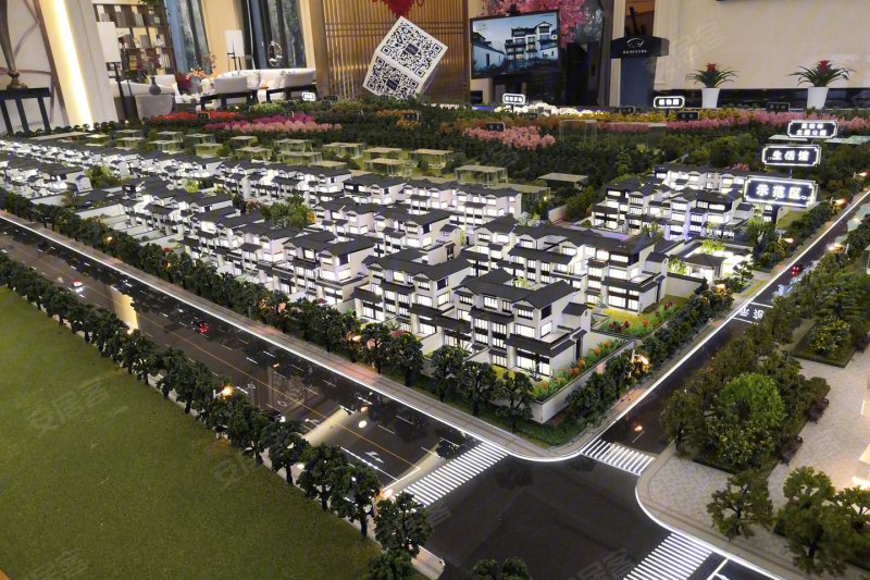 蓝城烟台桃李春风