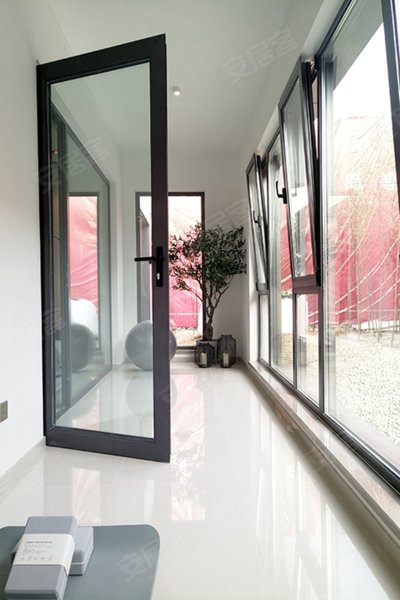 融创红岛湾商墅样板间图