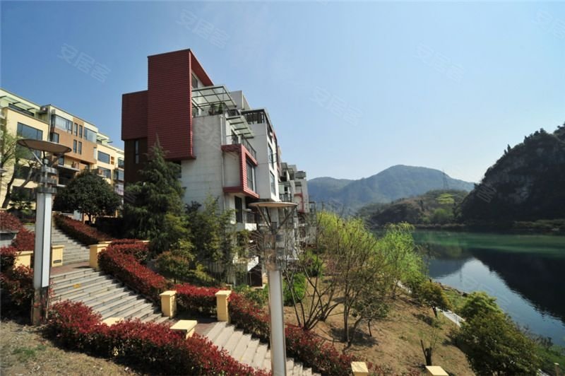 清江山水别墅图片
