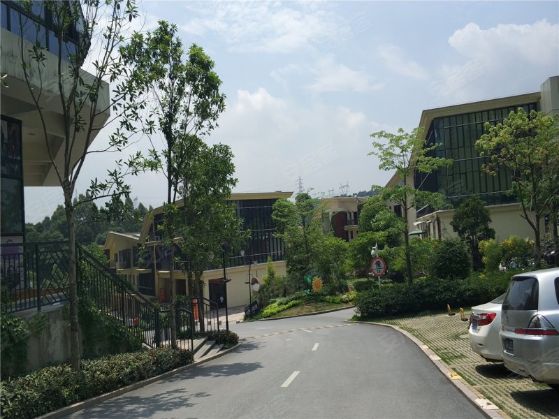 阳光100阿尔勒