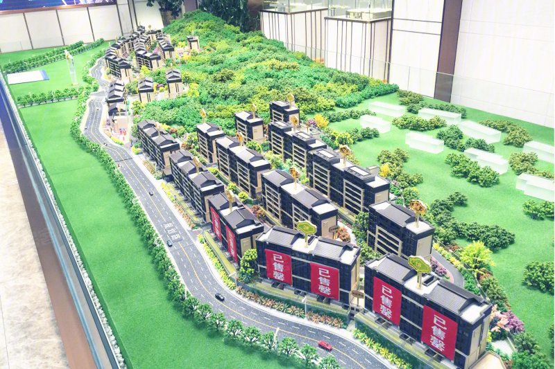 信阳世茂云玺-沙盘图(23) - 信阳安居客