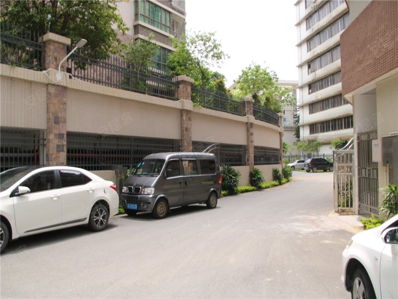 江门半山豪庭-实景图(24) - 江门安居客