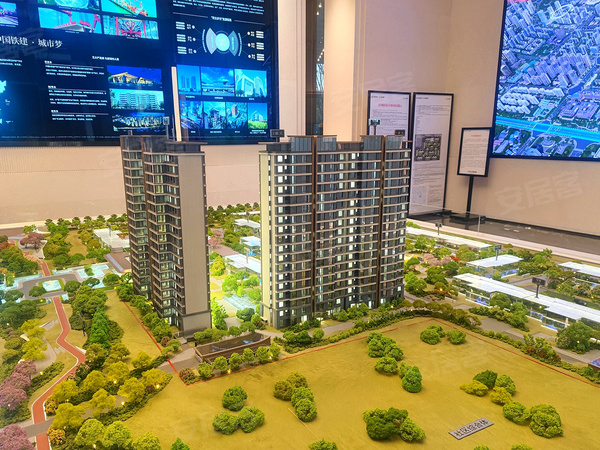 中国铁建光华樾府，成都中国铁建光华樾府房价，楼盘户型，周边配套，交通地图，花土路1588号 - 安居客