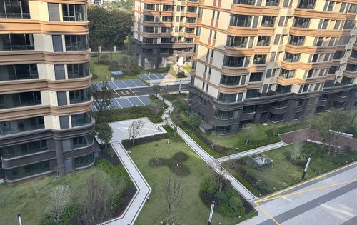凤凰学府动态:小区园林实景拍摄-吉安安居客