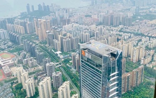 深圳湾1号t7顶楼停机坪