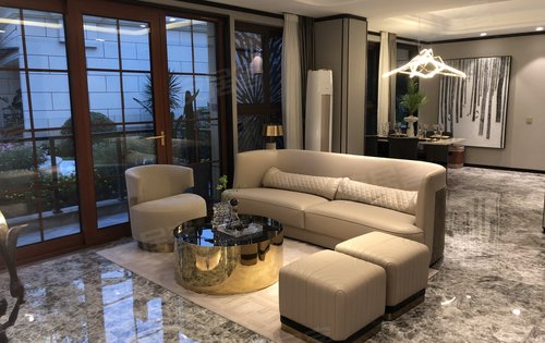 9.5米大开间的阔尺客厅