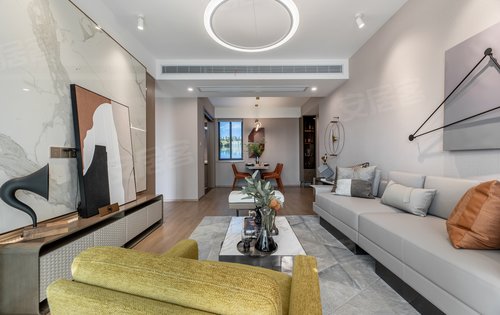 3.7米超宽客厅,客餐一体!