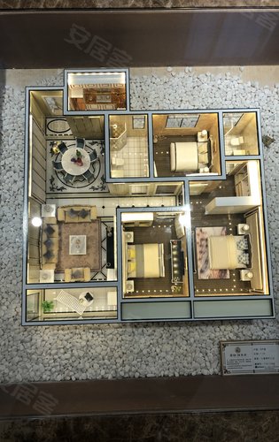 昼锦锦泰苑三室两厅两卫南户模型