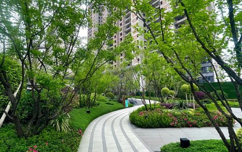 金为·潇湘首座动态:小区实景园林拍摄，环境好，交通方便-怀化安居客