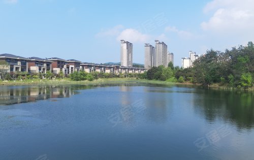 碧桂园翡翠山动态:碧桂园翡翠山园区景观-吉林安居客