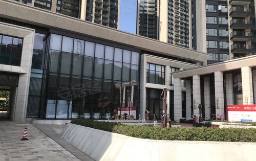 博林腾瑞在售77平89平112平三至四房