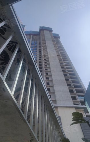 合景同创广场动态:2栋天銮大平层目前已建34层!-深圳安居客