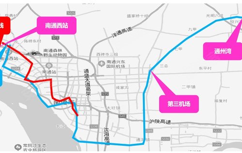 南通西站除佔位沿海鐵路咽喉要道外,更是串聯起城市內部交通:無縫對接