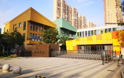 樟湾国际东侧东方剑桥慧城实验幼儿园