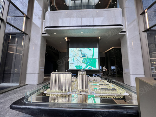 华润置地玺宸上院,成都华润置地玺宸上院房价,楼盘户型,周边配套,交通地图,东三环东洪路中段(距地铁4号线来龙站200米) - 安居客