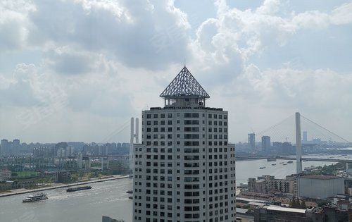 绿地海珀外滩售楼处已正式开放看房找我