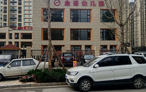 万科魅力之城动态:万科魅力公寓对面幼儿园-昆明安居客
