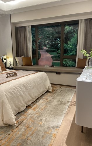 佳兆业未来城131四点金户型样板房