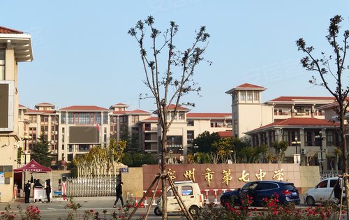 郑州七中高中部图片
