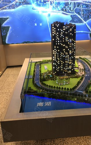 保利大都会尚湖