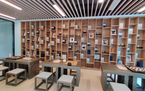 归心社区(融创架空层做的""书享"空间)