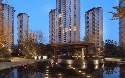 仁恒公园系上海仁恒公园世纪67从15年开盘810万67到现在二手近19