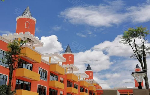 大理雅美湾动态:雅美湾旁的幼儿园-上海安居客