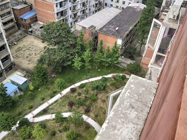 襄阳花园·福邸楼盘现场环境