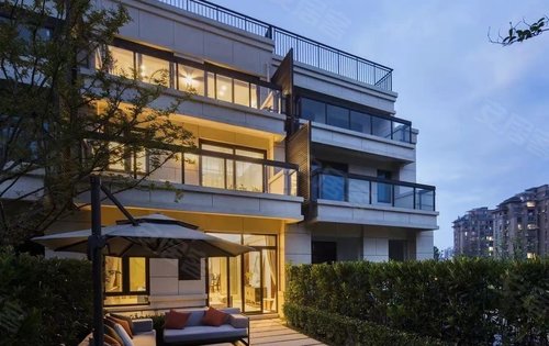 绿地城曹州别院叠拼别墅上叠184送露台下叠一层投入两层美丽另有小院