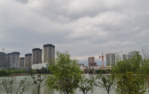 可以看湖的乌蒙水乡二期