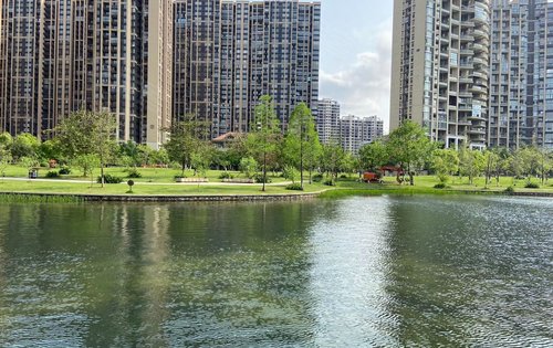 桂林山水麓湖国际美景