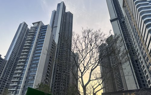 亚运城天珑小区工地现场实拍楼栋已封顶