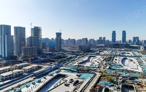 郑州高铁站东广场日渐完善中华润置地高铁站东广场打造百万方商业