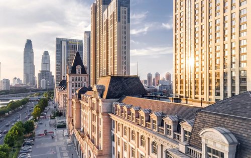 中海·城市广场·钻石湾动态:中海城市广场钻石湾售楼处楼栋外观棒棒