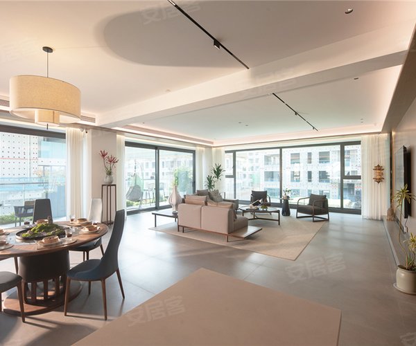 新东升宸园K户型，新东升宸园5室2厅4卫0厨约336.00平米户型图，朝南朝向 - 淄博安居客