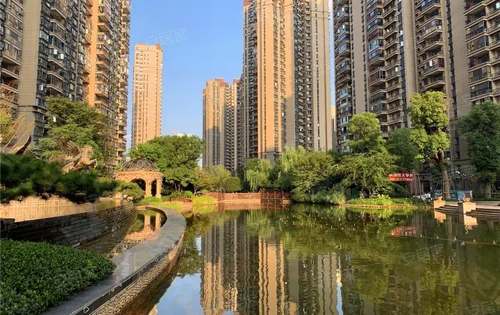 恒大华府绿化环境非常舒服