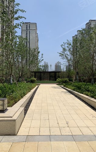 绿地镇江城际空间站