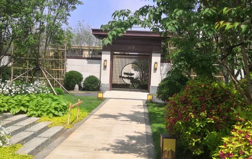 皓月天墅5层花园洋房1楼送花园下跃