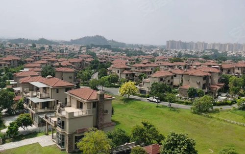 碧桂园假日半岛天玺湾一线墅景