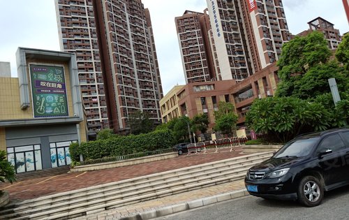 珠江嘉园自带幼儿园环境好彩光好交通方便