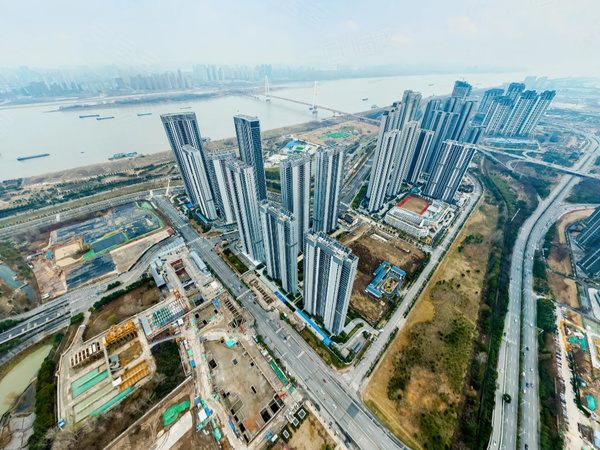 绿城金地凤起听澜，武汉绿城金地凤起听澜房价，楼盘户型，周边配套，交通地图，晴川大道与四新南路交汇处 - 安居客