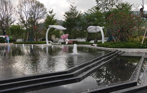 珠海恒大林溪郡动态:看到超大湖景花园,整个人都觉得很放松,欢迎您前