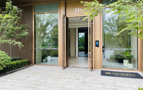 翡翠东方小区一期实景入户大堂